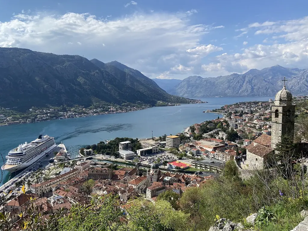 Kotor ve Boka Körfezi