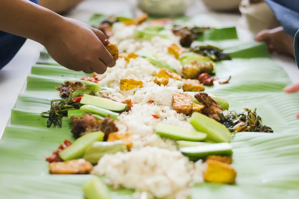Nasi liwet Sunda