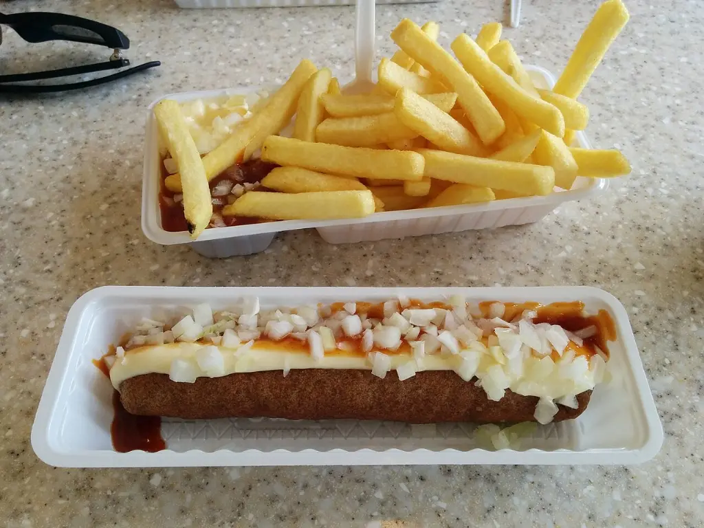 Frikandel