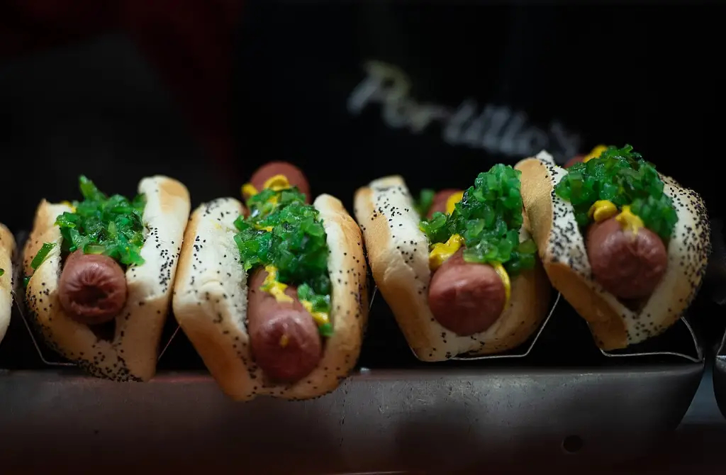 Chicago-style hot dog