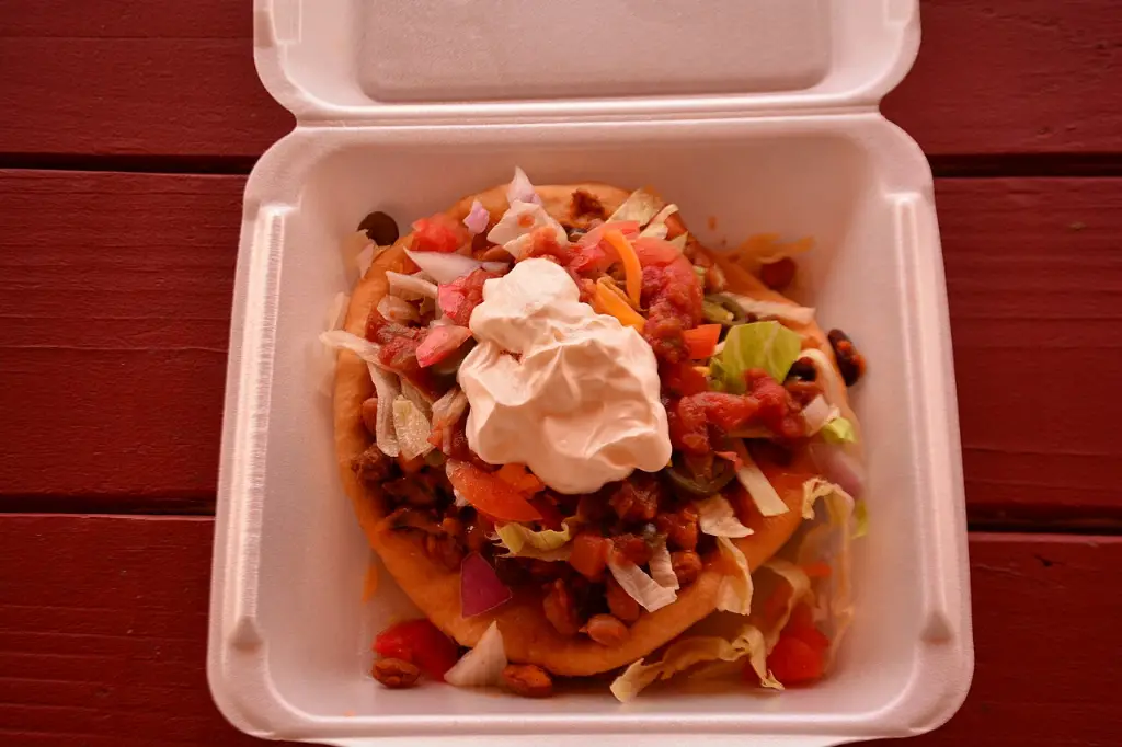 Navajo taco